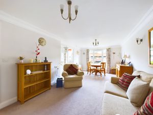 LIVING ROOM- click for photo gallery